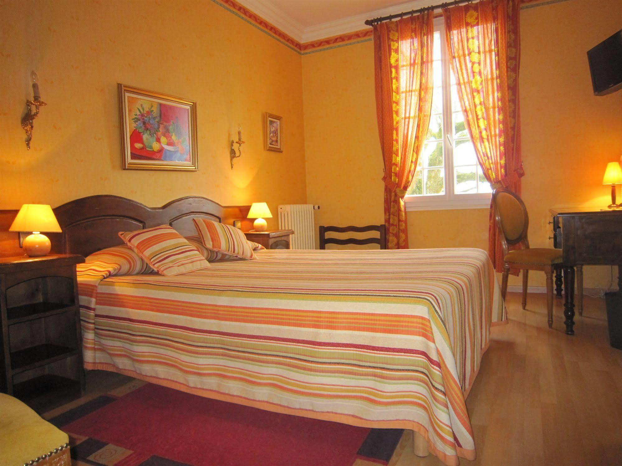 Hostellerie De La Bouriane Gourdon-en-quercy Exteriér fotografie